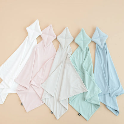 Kite Lovey in Cloud
